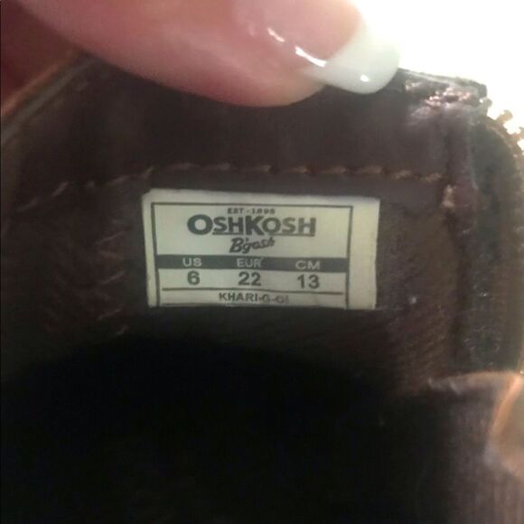 OSHKOSH B’GOSH “Size 6” Boots - Picture 6 of 6